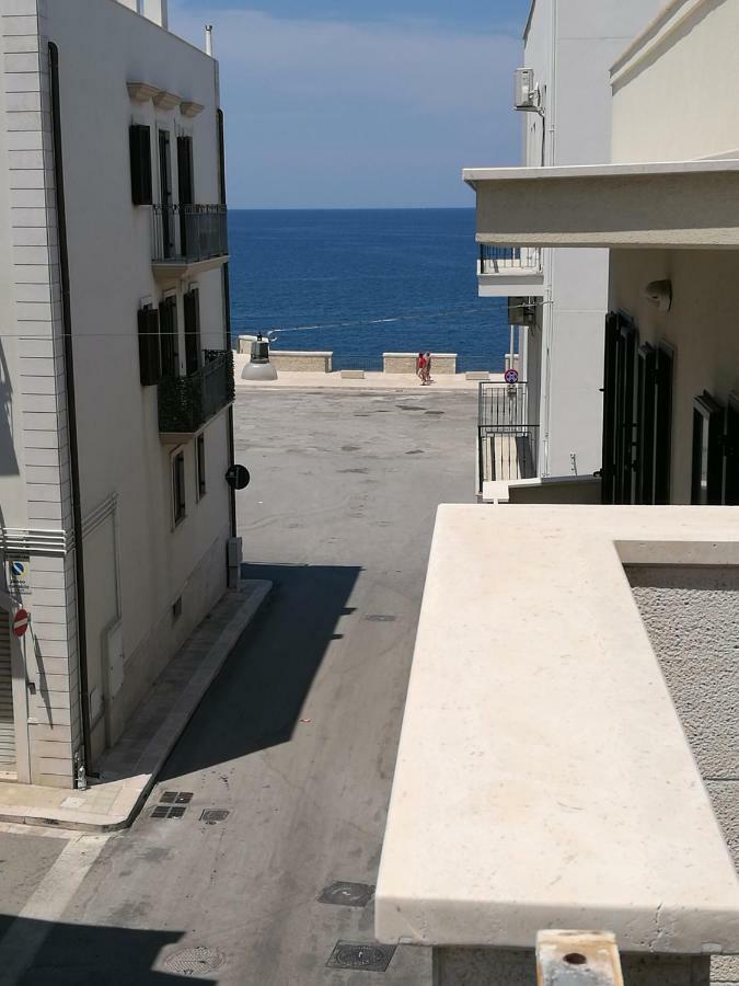 فيلا Casa Miro بولينيانو آ ماري المظهر الخارجي الصورة